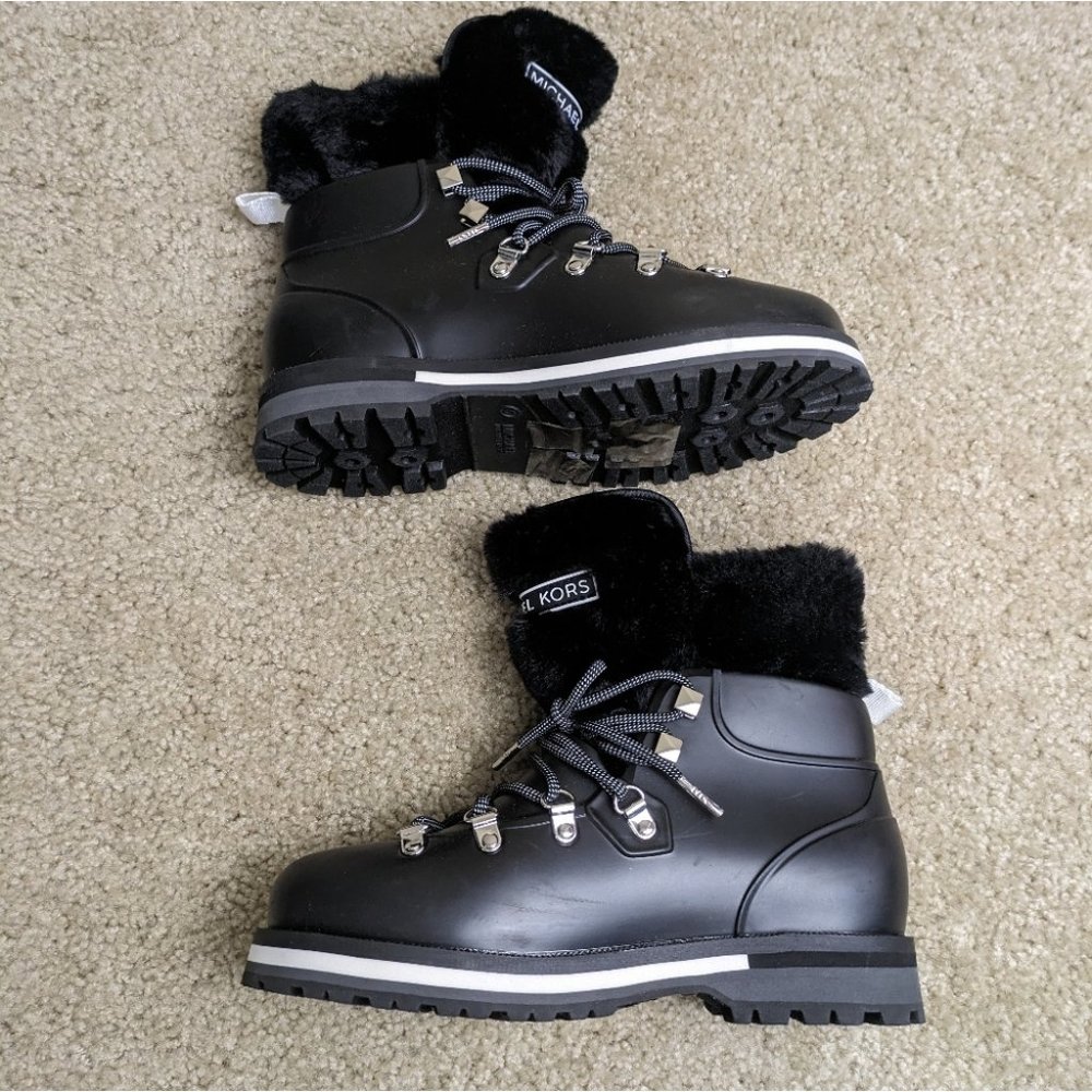 Michael Kors black lanis PVC and faux fur ankle rain boots size 6 - Picture 7 of 9